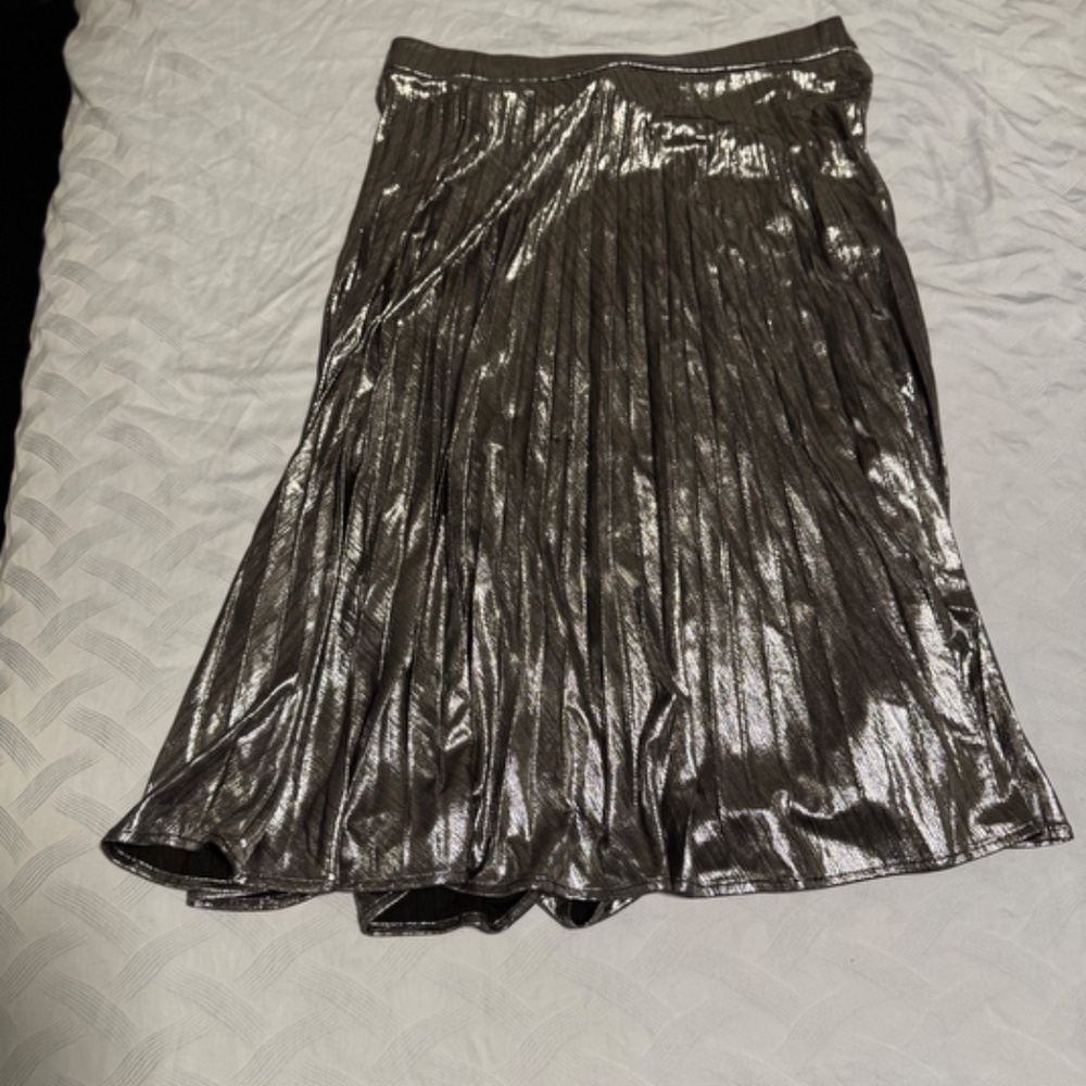 Carrie Pleated Midi Skirt by Summer Haus from Beach Bunny - Silver Size S